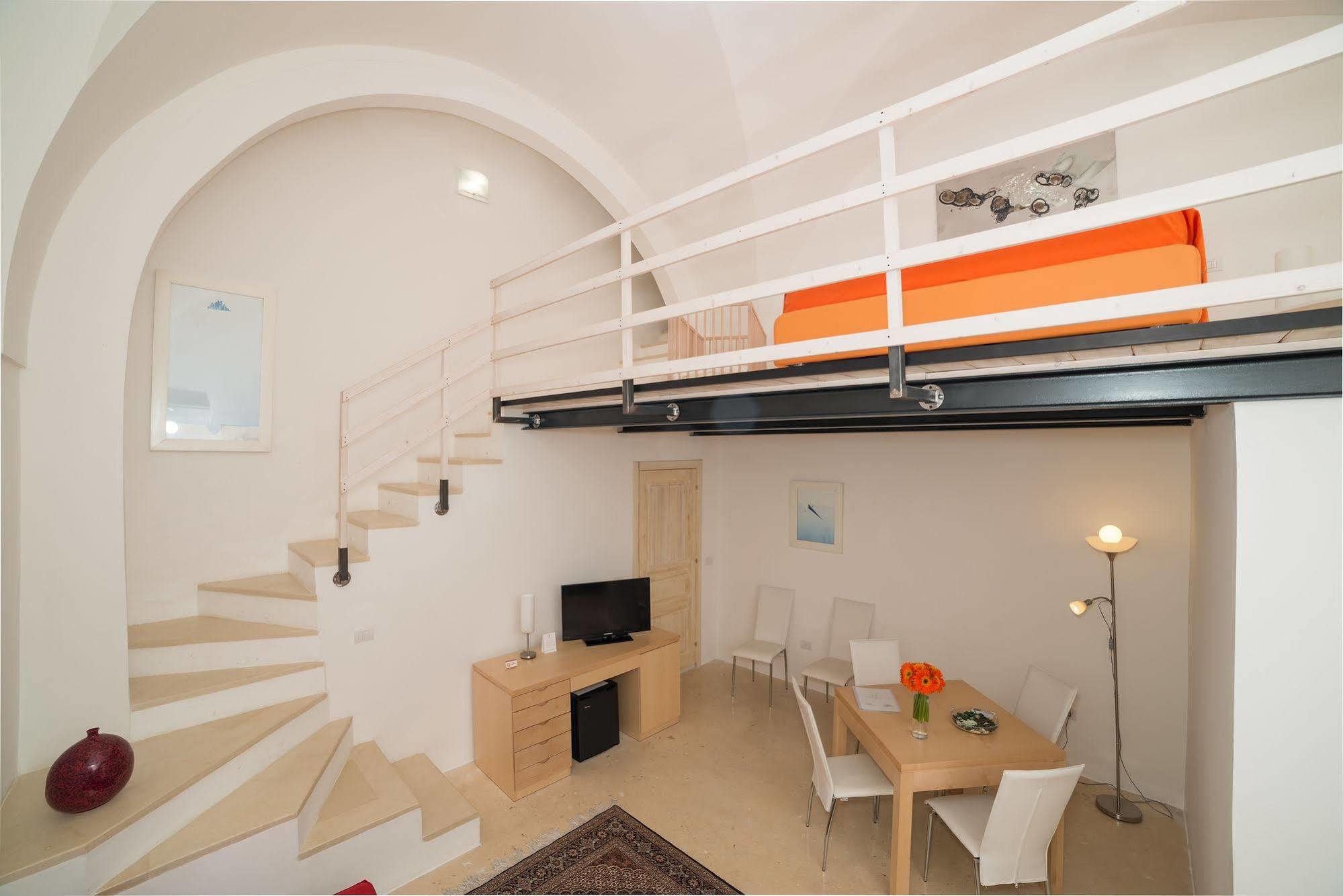 갈리폴리 Relais Carlo V - Palazzo Storico B&B 외부 사진